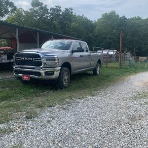 Meet your Posher, Dylan